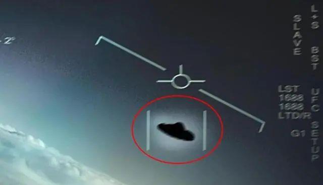 UFO 不明飞行物又来了，德国游客拍到飞碟视频，除了会飞，还会变形？