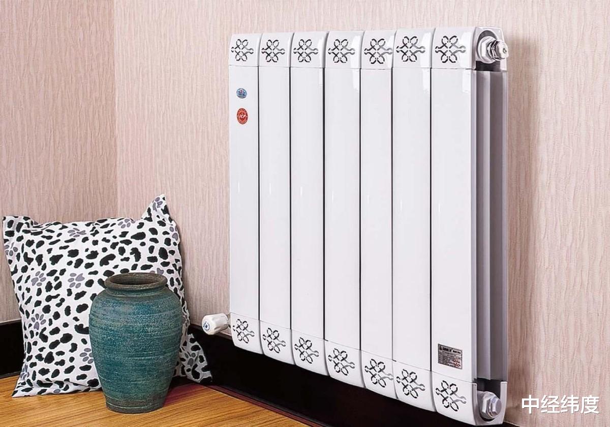 地暖被扒掉，更多人开始装暖气片？业主坦言：4个弊端问题太大