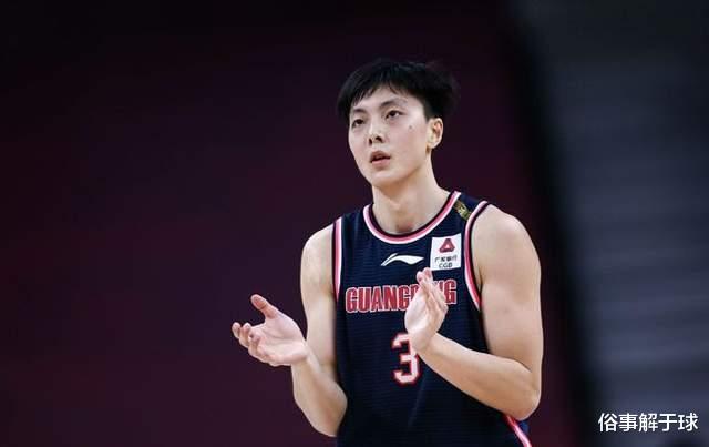 漂亮妈妈|胡明轩感情问题大揭秘！漂亮妈妈亲自辟谣，解释黑眼圈太重的原因