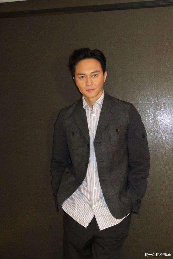 袁咏仪|想避开七年之痒？学她！