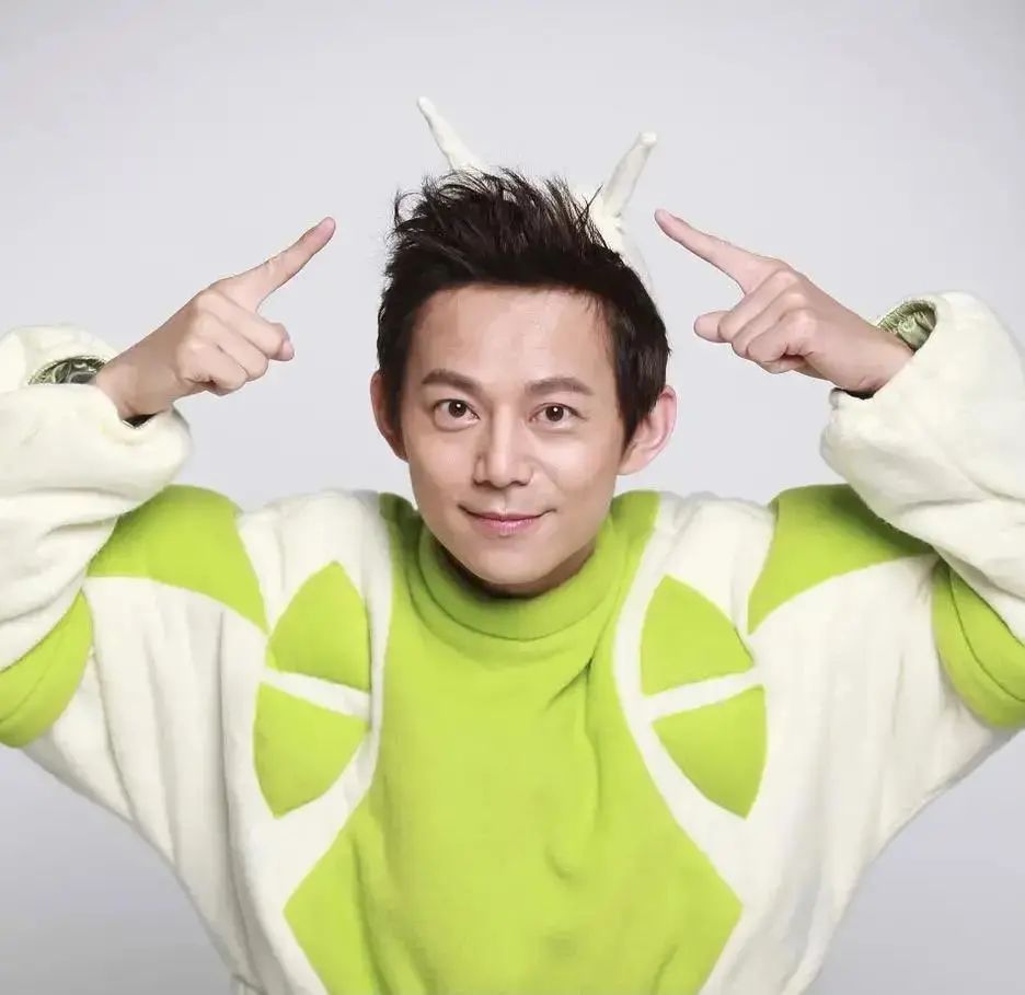 赵薇|?何炅，真的被“抛弃”了？