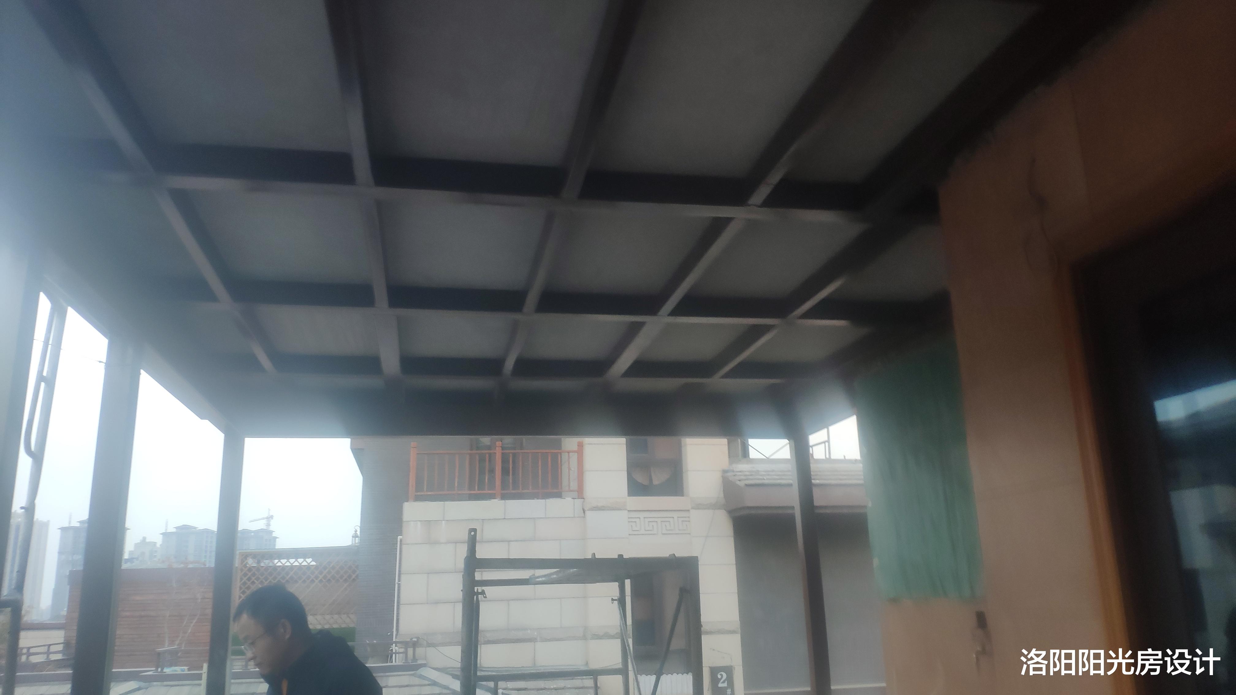 上海市|封露台玻璃顶，彩钢顶和水泥顶，德高瓦隔热顶，这四种屋顶对比一下