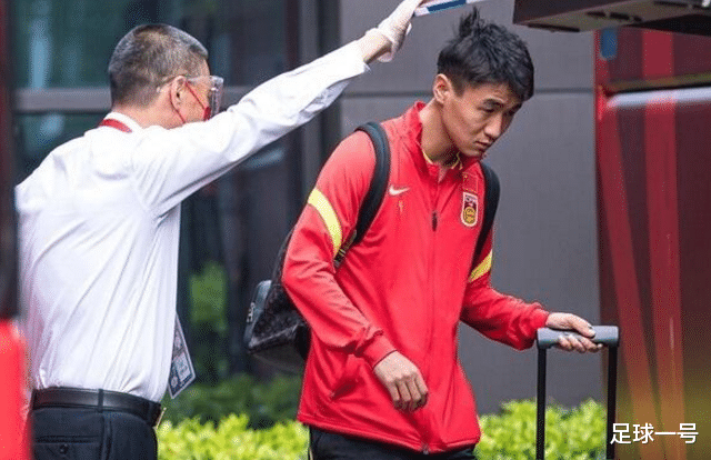 国足|他被誉为国足C罗，但是到了国家队比赛中，里皮、李铁都不用他