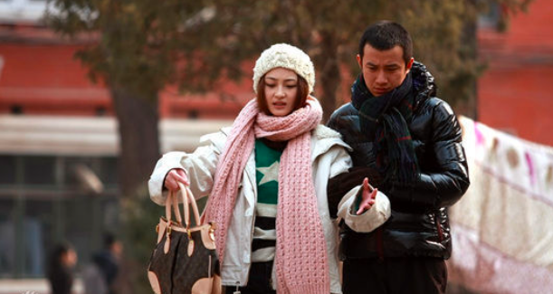 萱爸育儿经|女生婚前必看的三部剧,《双面胶》被置顶,《裸婚时代》成教科书