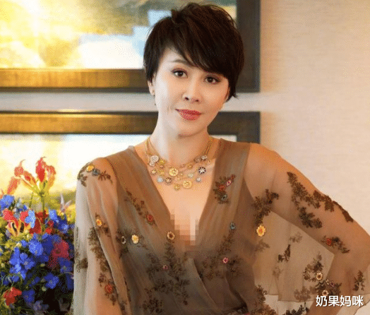 龚俊|生过和没生过的女人有啥不同？看看刘嘉玲和贾静雯，差别一目了然