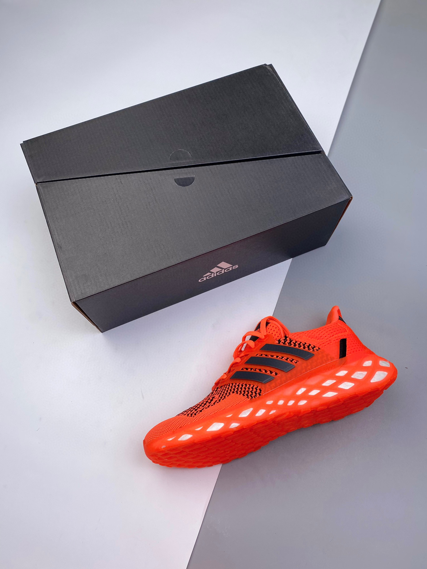 莆田鞋匠 阿迪达斯新款爆米花减震跑鞋