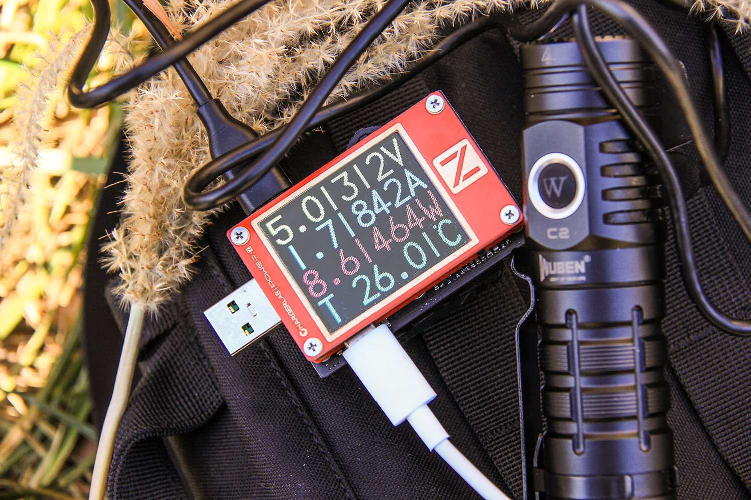 电池|明亮便携颜值高,手电就选务本新品C2