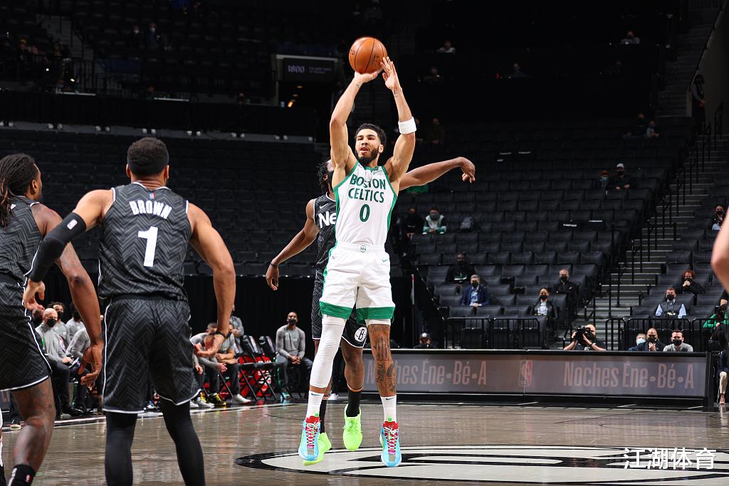 奧黛麗·塔圖|巔峰倒退1年，命中率-13.6%，他成NBA首位，被新冠擊倒的球星?