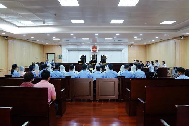 中国法院网 广西南宁：涉案金额17亿！刘恩英等十人集资诈骗、非法吸收公众存款案宣判