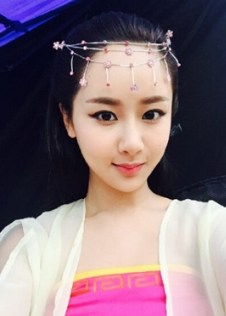 杨紫|不是每个女星都适合古装，新四丑造型一出，网友：辣眼睛