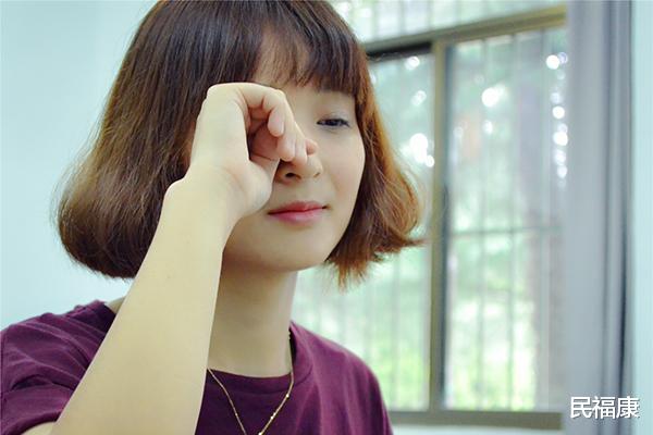 维生素E|女性吃维生素E,4大好处握手里,想要抗老的女性,记住1件事