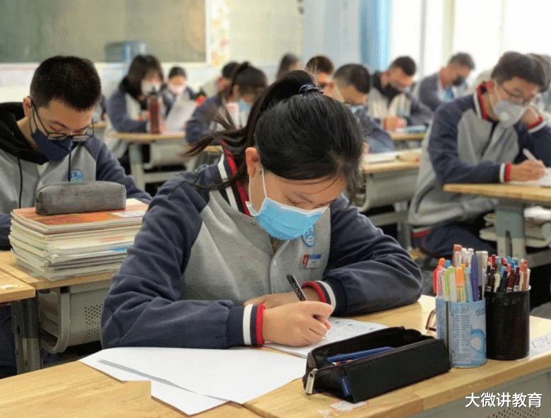 90后|本科生“遍地开花”?数据告诉你,你以为的没准是一种错觉