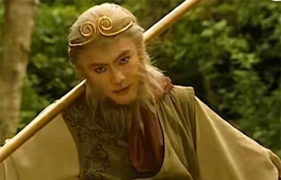 张卫健|这是最暖心的礼物,歌迷把张卫健出道以来的作品制成相片赠送