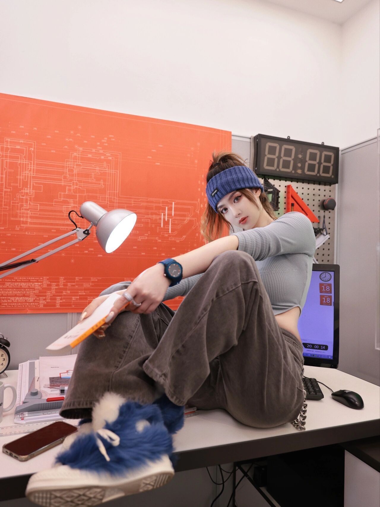 青海|公司很小，但老板办公室却贼大，你怎么看？