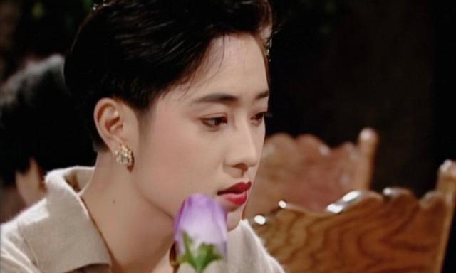 短发|脱胎换骨，剪了短发更好看的美人，你们真的是同一个人吗？