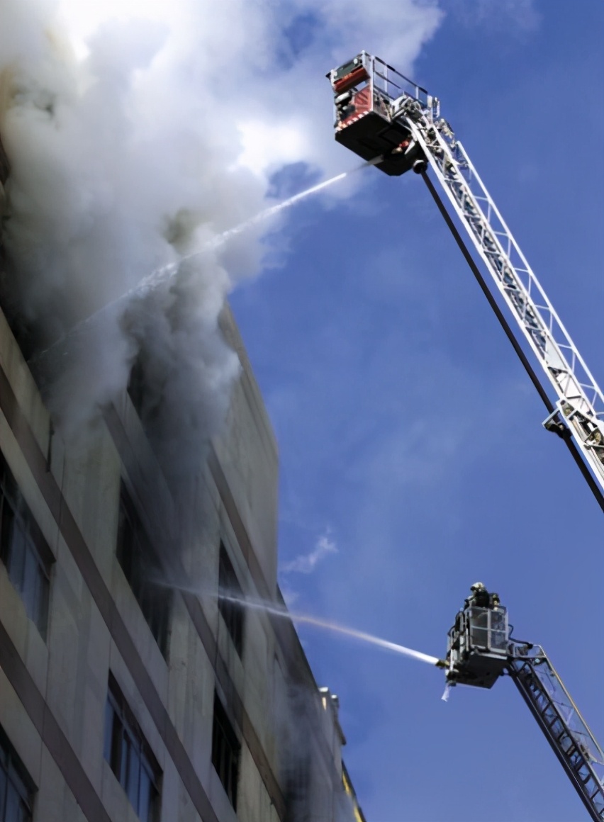 过来人提醒:卖掉高层搬入低层吧!高层有太多弊端,容易吃亏!