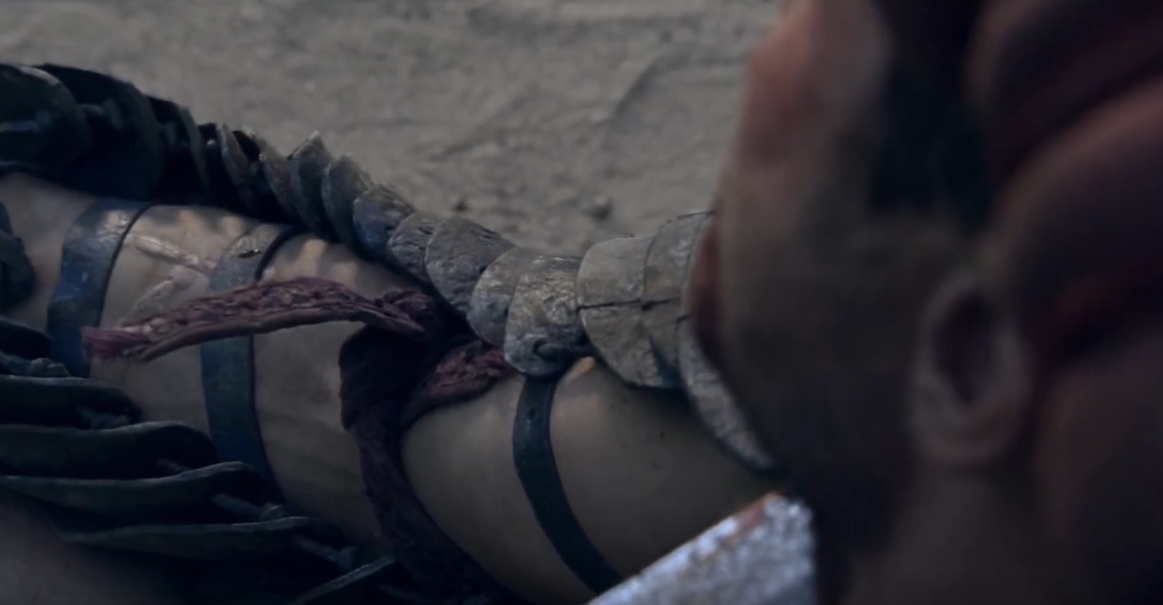 斯巴达克斯|《斯巴达克斯》，克雷斯首次成为老板娘的男宠，小斯战场无奈求饶