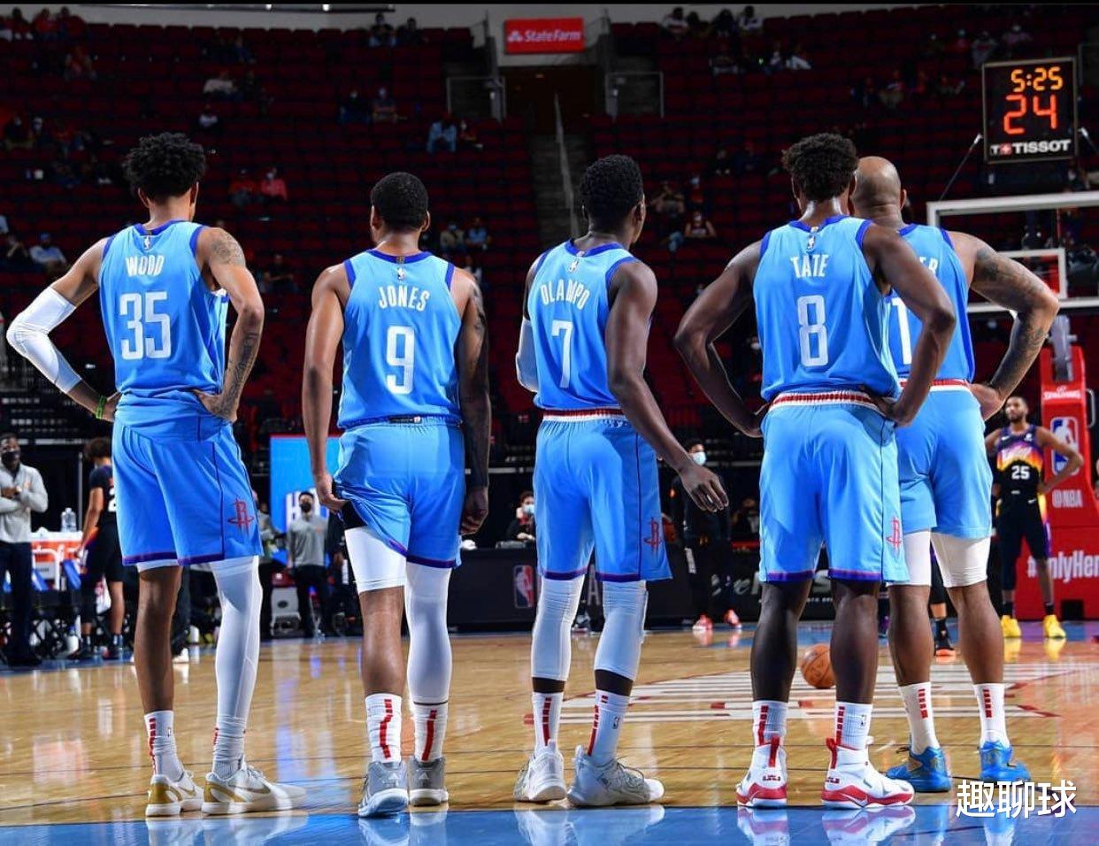 詹姆斯·哈登|哈登真毒瘤？火箭6连胜后攀升至第8，为何突然爆发？苏群一针见血