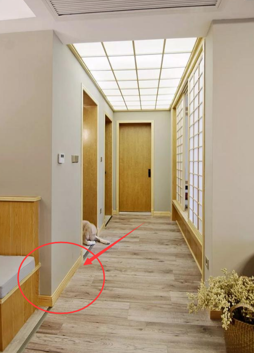 家里装修要不要装踢脚线？聪明人都这样做，美观大气还耐用