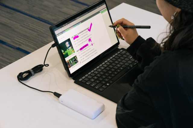 华硕|华硕无畏二合一OLED触屏笔记本首发体验：你想要的移动杜比影院来了