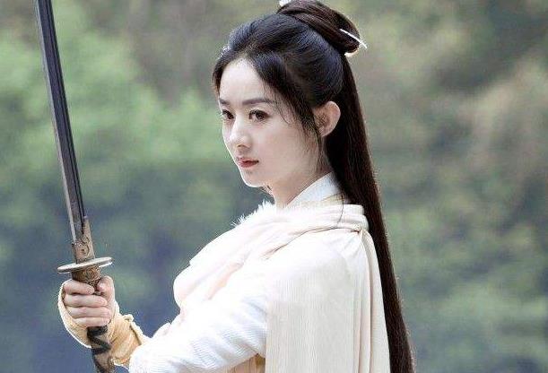 赵丽颖|34岁赵丽颖为新剧增胖,小脸圆润,拒绝走红毯专心拍摄