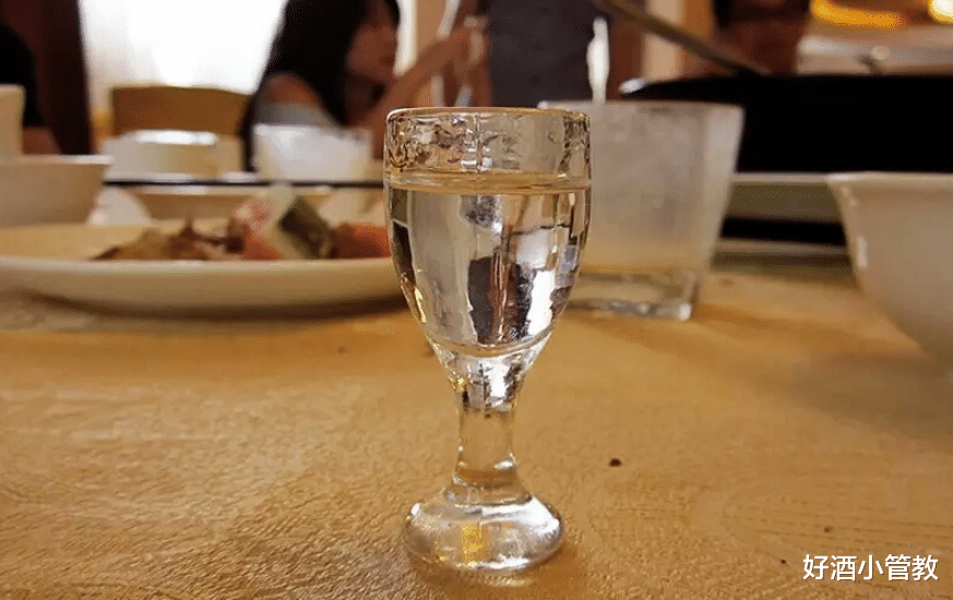 日本 超市3种“落魄”白酒,曾是老一辈人喝酒必备,如今却遭人冷落