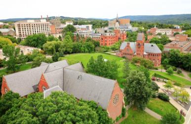 羊城派 美国多所大学宣布今秋恢复线下授课