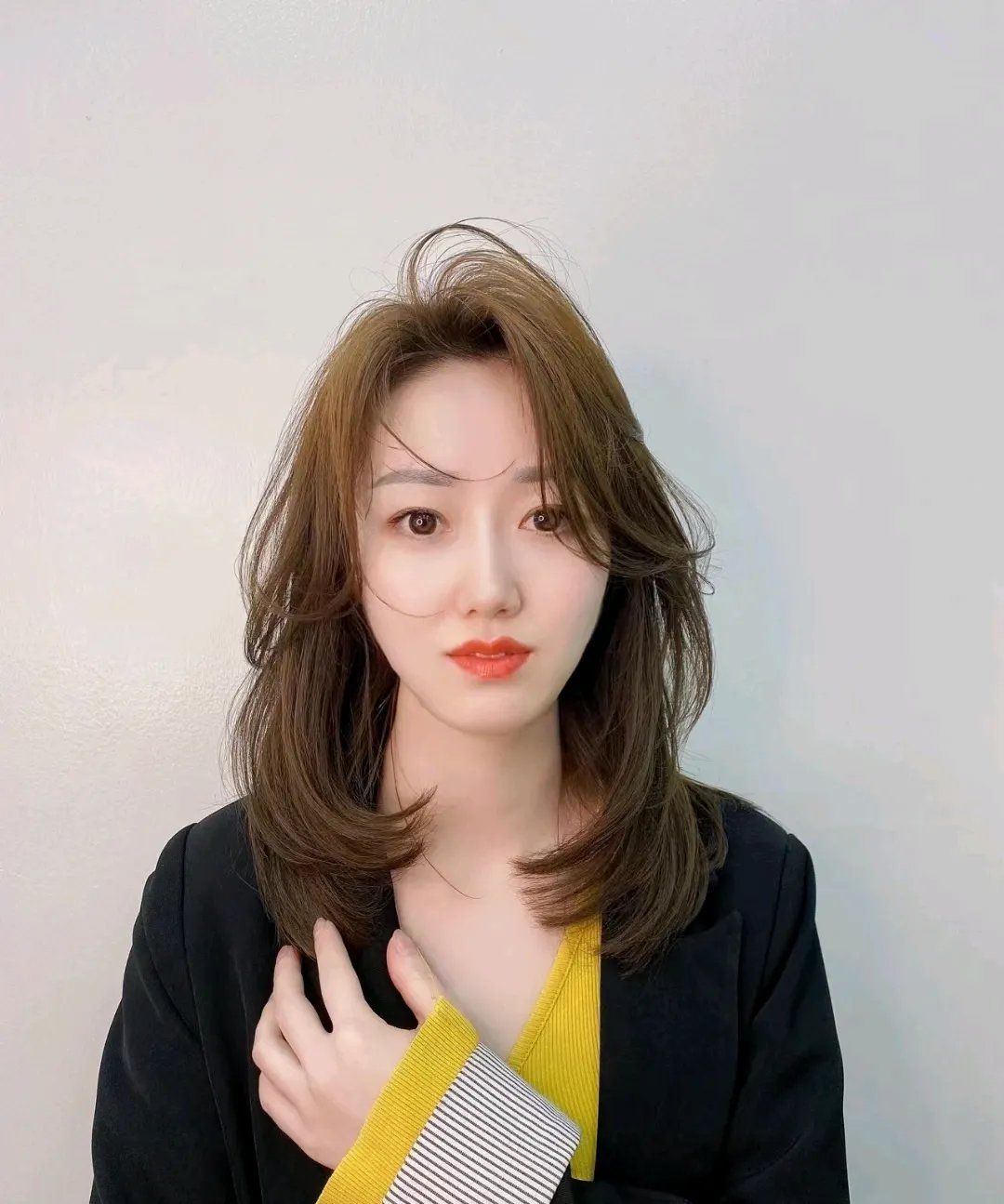 孟子义 短发全头头卷,内扣波波头,微扣长发,款款都能美到上瘾