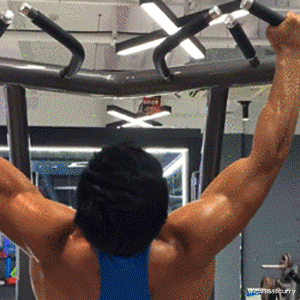 盆腔炎|护士为“肌肉学长”接种新冠疫苗引围观,场面竟一度失控…