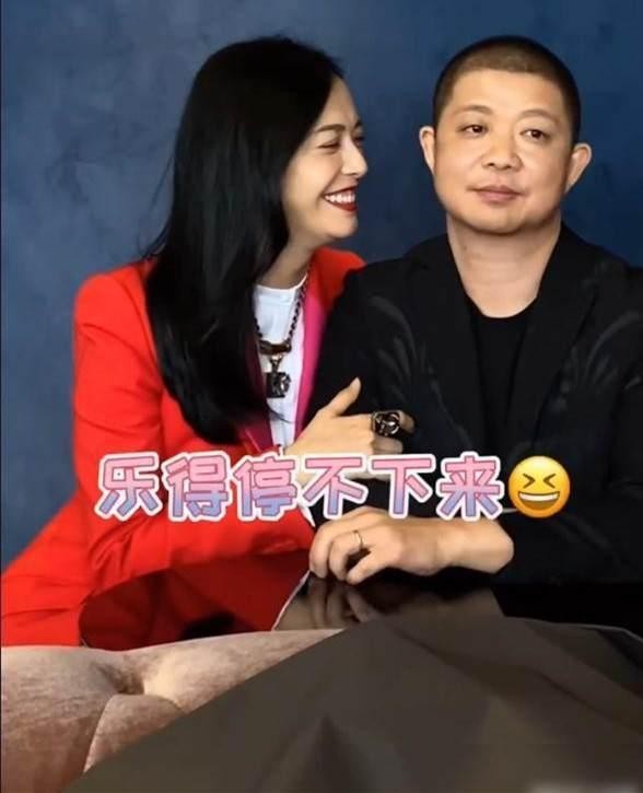 姚晨|姚晨:再婚嫁普通丈夫,私藏的存折牵出泪水,今儿女双全很幸福