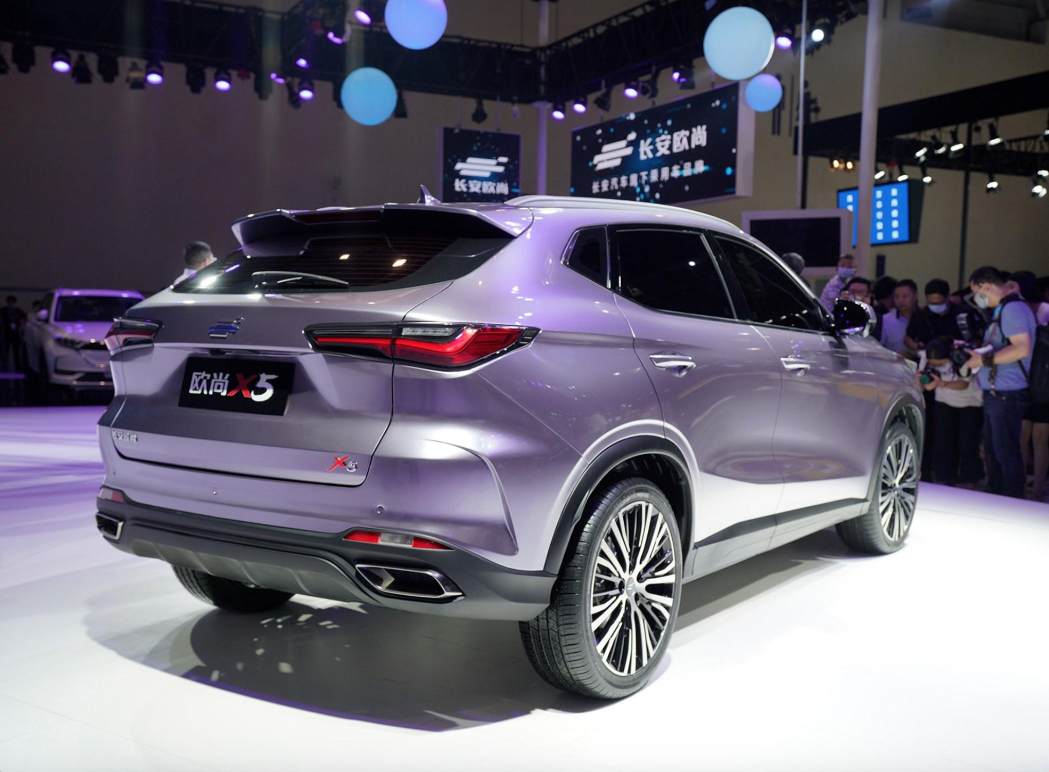 |被低估的“中国造”，12天订单破万，180马力7.79秒破百，6.99w起  ?