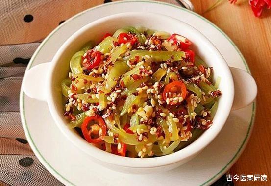 肝脏|肝癌缠身，面部先知！医院：无论男女，面部3异常，或是肝脏在“求救”