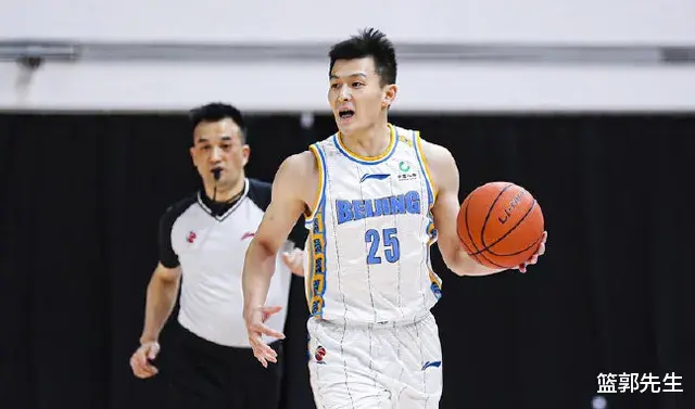 弗兰克·沃格尔|欢迎来到CBA！李慕豪砍27+12，顺带教余嘉豪“做人”了