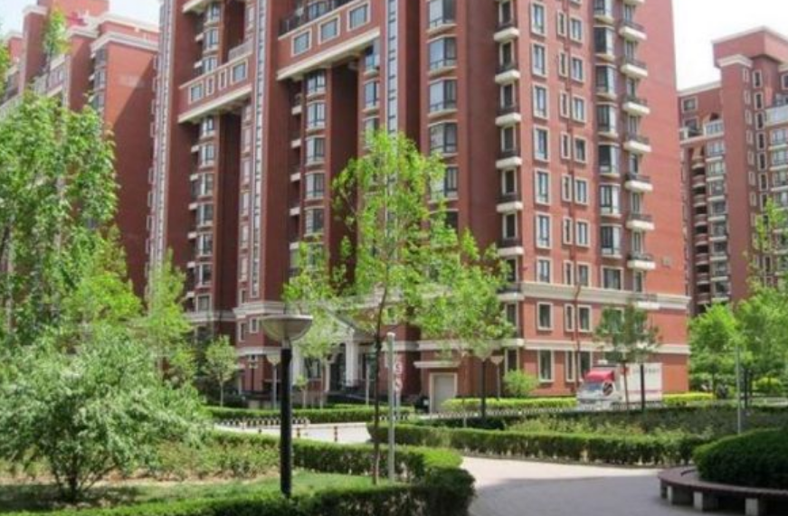二手房|想买房却担心降价？业内人透露：优先考虑“3个地方”，能保值！