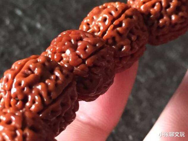 文玩|夏天一定注意的四种文玩,盘玩要加倍小心,否则很容易盘脏盘坏