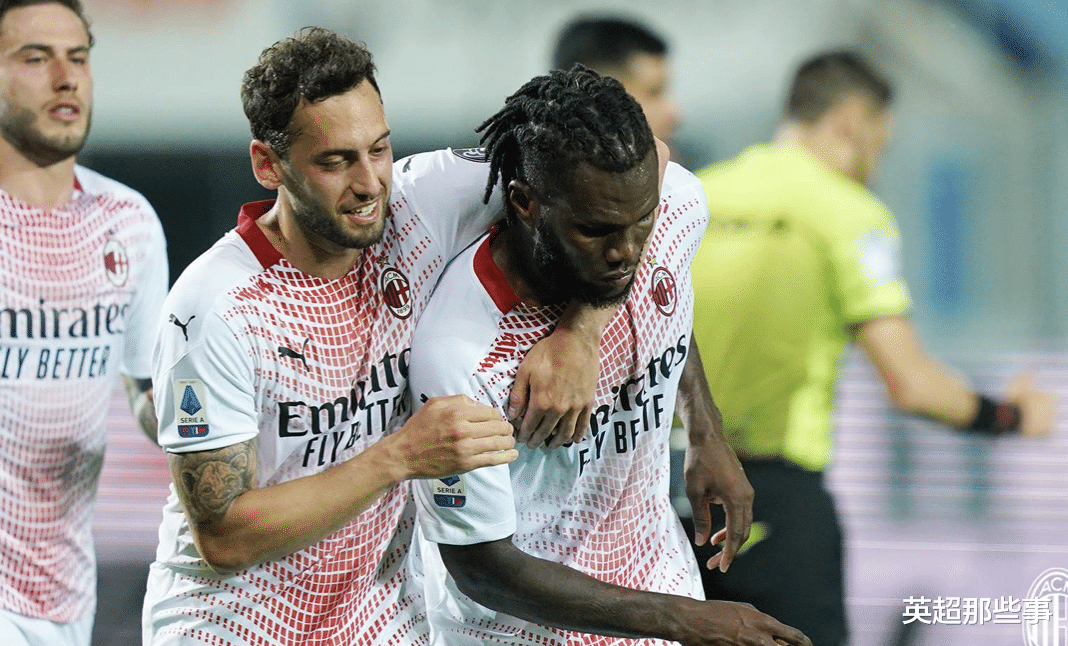那不勒斯|1-1！那不勒斯崩盘无缘前4！AC米兰携手尤文，时隔7年再进欧冠