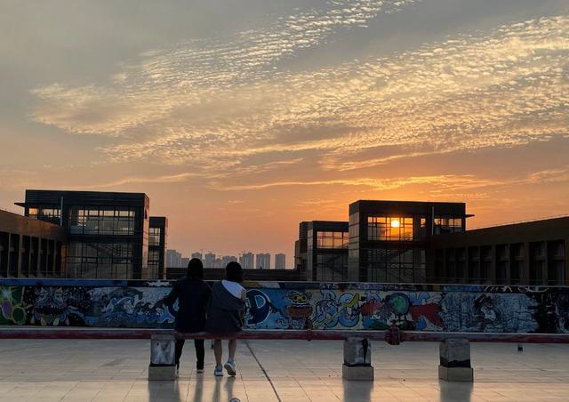 济南新闻网 那些误入他人世界的瞬间，满满的都是感动！