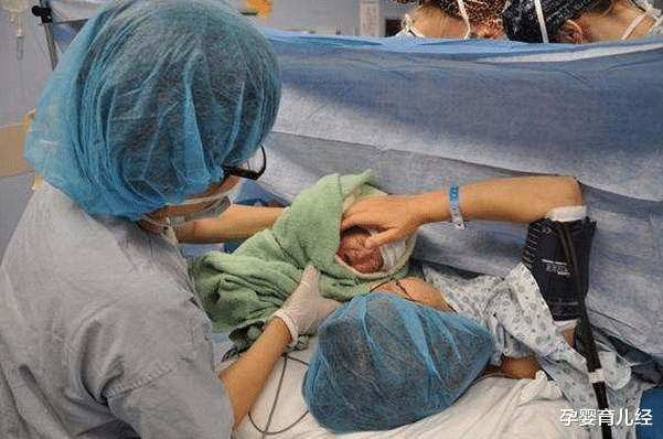 孕婴育儿经|孕期让人崩溃的瞬间，孕吐、浮肿、抽筋，哪一个最让人受不了？