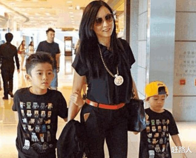 谢霆锋|张柏芝三胎父亲被猜是谢霆锋，谢霆锋受采访，一句话疑似不打自招