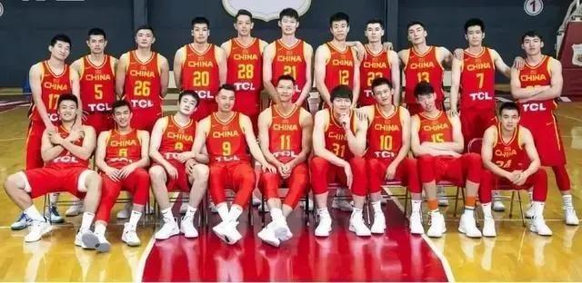易建联|易建联高兴早了！15分大胜杜锋赛后说出大实话，一哥任重而道远