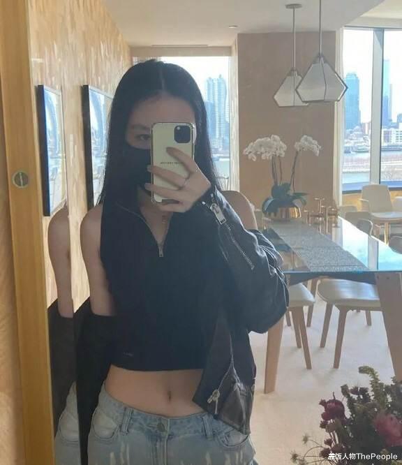 李咏|李咏妻女开豪车住豪宅、生活太奢侈?他给女儿留下的可不止2个亿