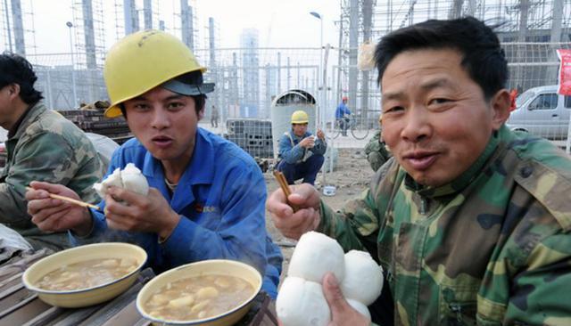 辰仔 “难伺候”?包吃包住、高薪内幕被“曝光”,怪不得农民工要离开