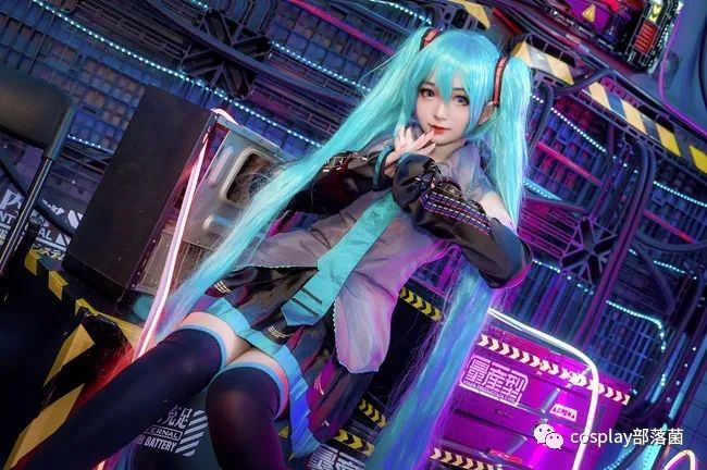 |cos：初音miku&amp;镜音rin 文艺复兴