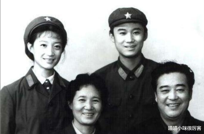 孙道临|4位60年代老牌男明星，情史干净无绯闻，和妻子牵手就是一辈子