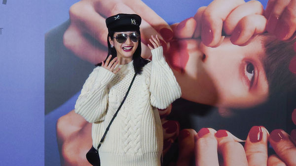 张天爱|林依晨为争取时间照顾两个月大女儿，不化妆出席活动堪称娱圈清流