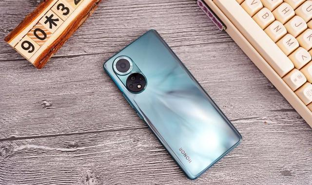 主板|5700mAh大電池，榮耀V50 Pro悄然備貨！帶來天璣9000芯片