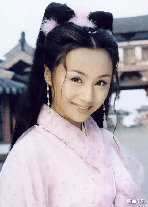 主持人|过气主持人的卑微：没工作、蹭朋友热度、县城混商演，一地的尴尬