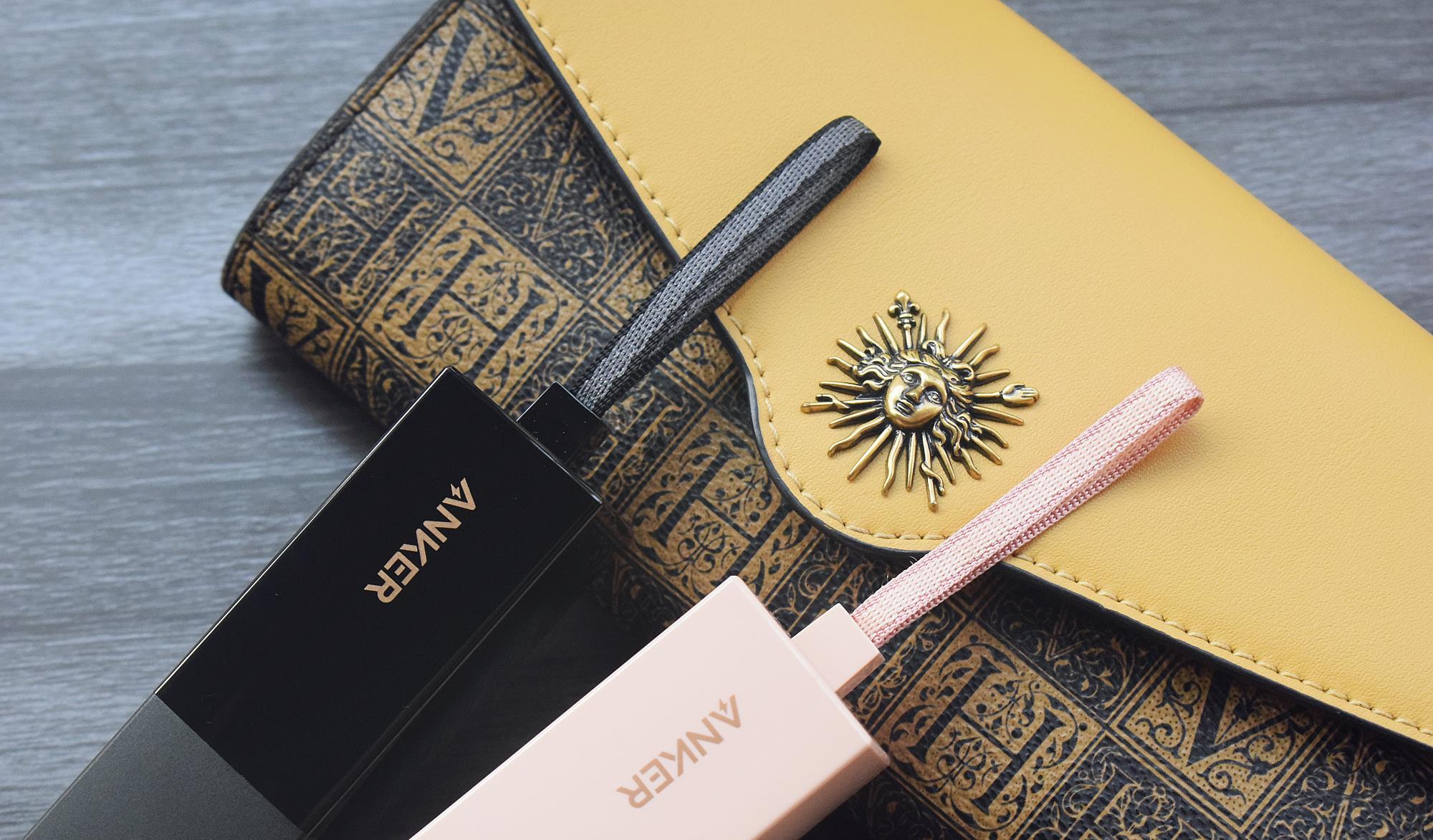 白说数码|超高颜值也要注重实用！Anker安克口红超极充赏玩