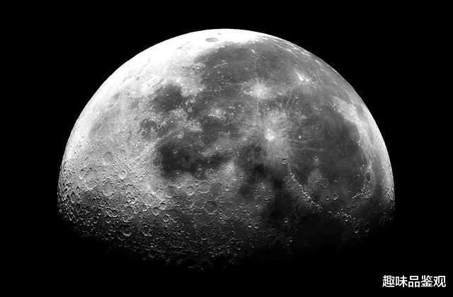 1178年月球上出现一团火焰,随后月球开始颤抖,当时发生了什么?