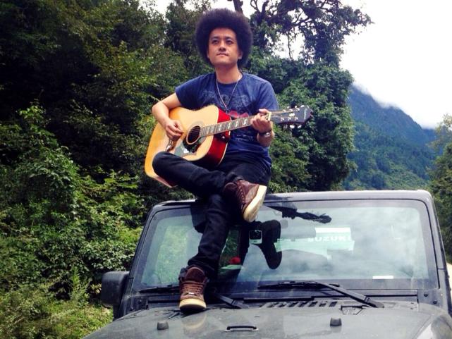 赵英俊|赵英俊因熬夜导致肝癌，生前常通宵制作音乐：想发财就要熬夜